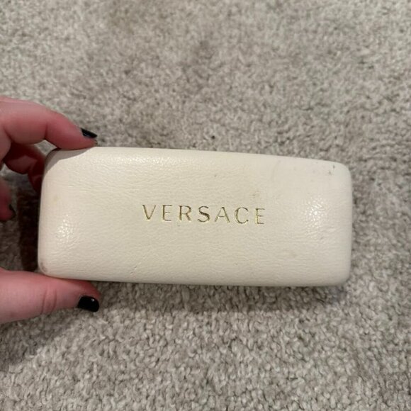 Versace White Leather‎ Eyeglass Case w/ Gold Embossed Spell Out Name Logo - Picture 5 of 6